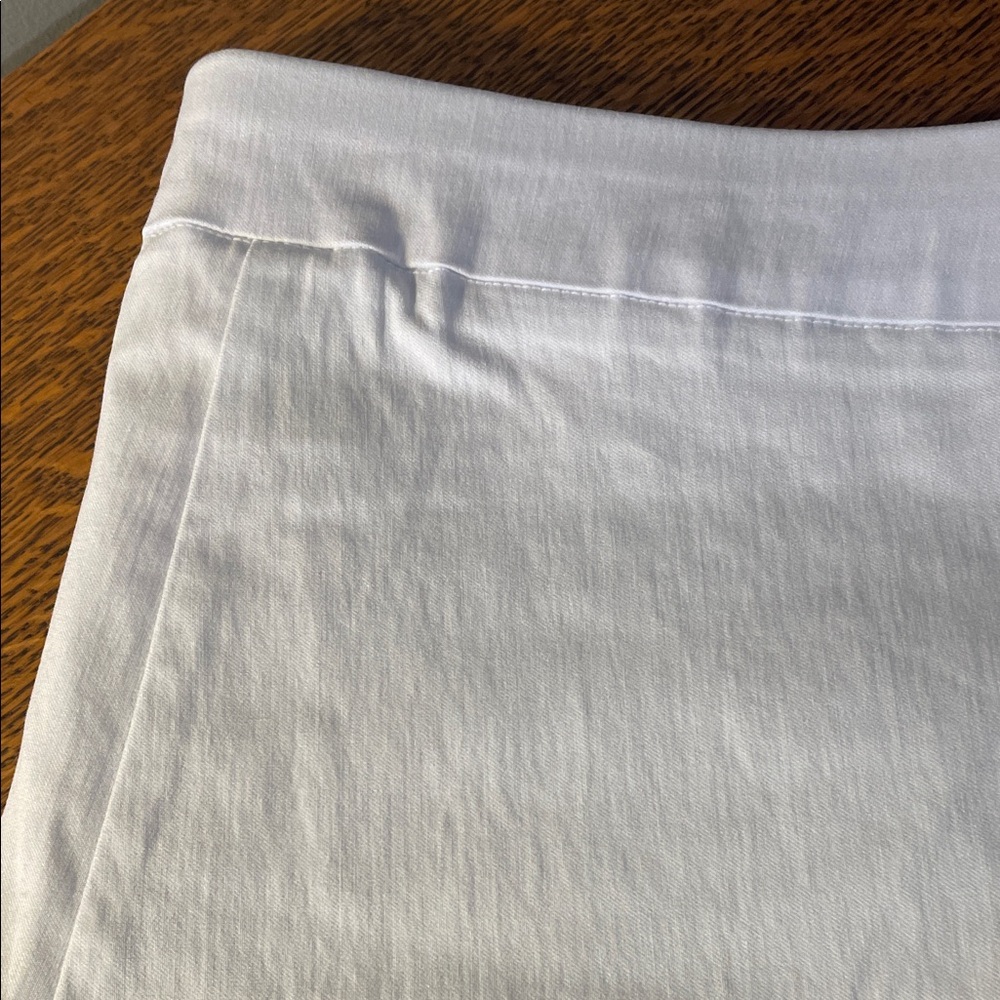 Zac & Rachel Crisp White Apparel - Picture 3 of 5